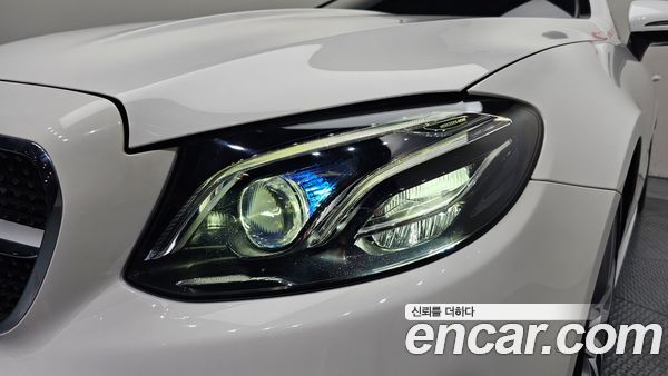 Mercedes-Benz E-Class 2020, фото 7