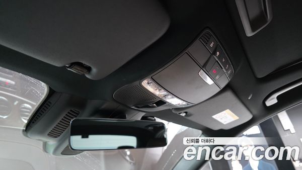 Mercedes-Benz E-Class 2022, фото 26