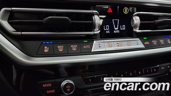 BMW X4 2023, фото 31