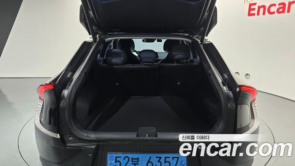 Kia EV6 2023, фото 32