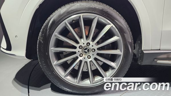 Mercedes-Benz GLE 2024, фото 5