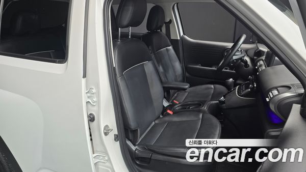 Hyundai Casper 2023, фото 16