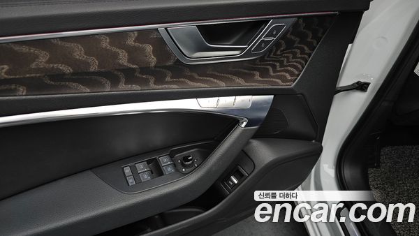 Audi A6 2021, фото 31