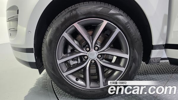 Land Rover Range Rover Evoque 2026, фото 5