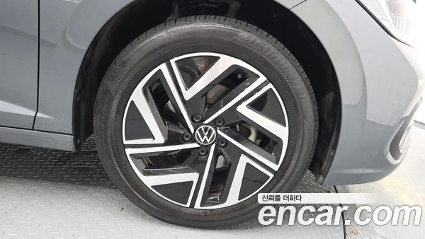 Volkswagen Jetta 2024, фото 5