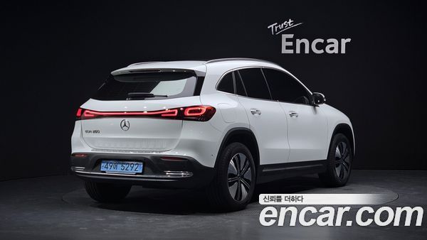 Mercedes-Benz EQA 2024