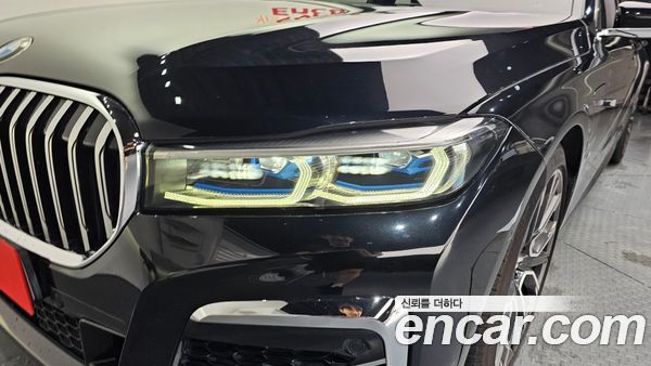 BMW 7 Series 2021, фото 8