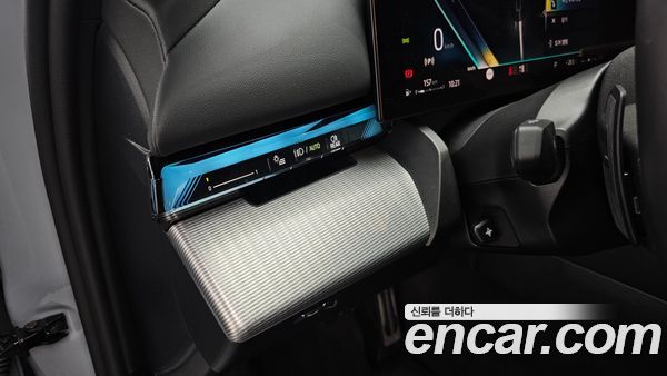 BMW 5 Series 2025, фото 32