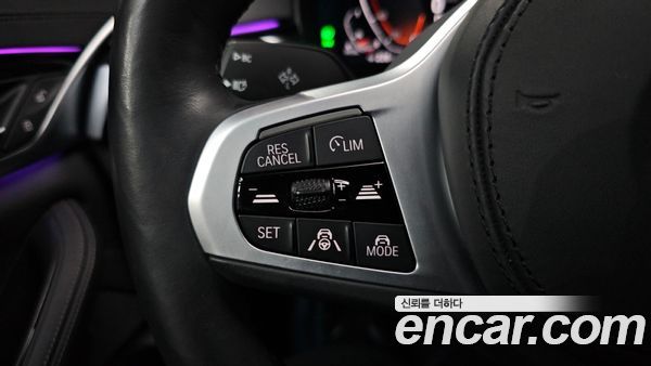 BMW 5 Series 2021, фото 31