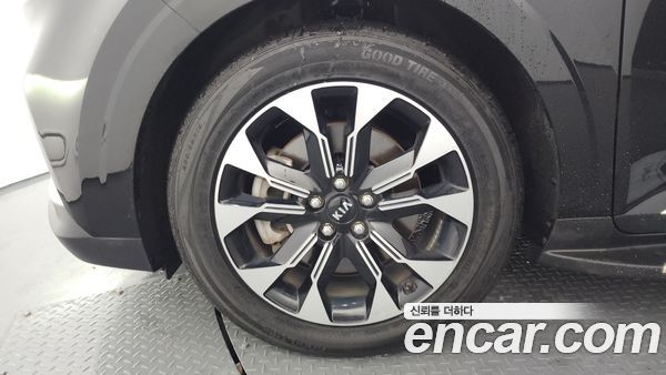 Kia Carnival 2021, фото 5