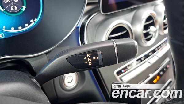 Mercedes-Benz GLC 2023, фото 11