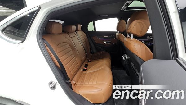 Mercedes-Benz GLC 2023, фото 16