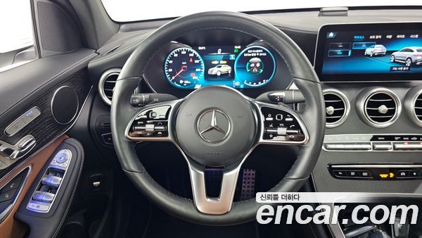 Mercedes-Benz GLC 2023, фото 17