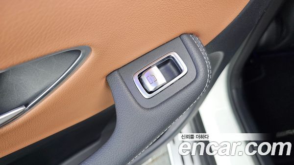 Mercedes-Benz GLC 2023, фото 26
