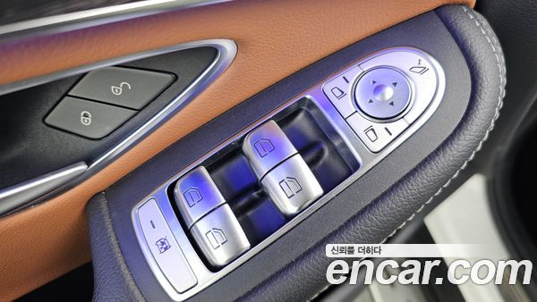 Mercedes-Benz GLC 2023, фото 30