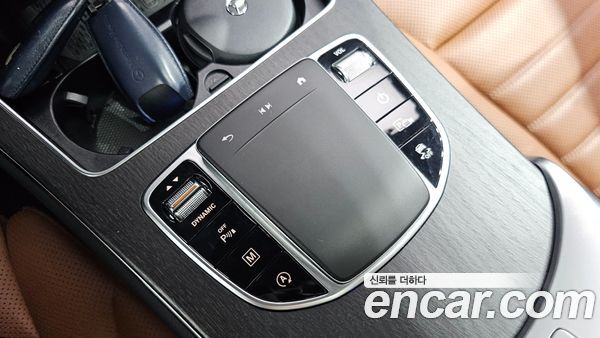 Mercedes-Benz GLC 2023, фото 31