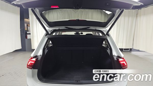 Volkswagen Tiguan 2022, фото 25