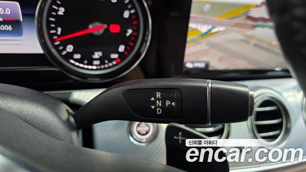 Mercedes-Benz E-Class 2020, фото 12