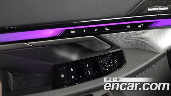 BMW 5 Series 2025, фото 29