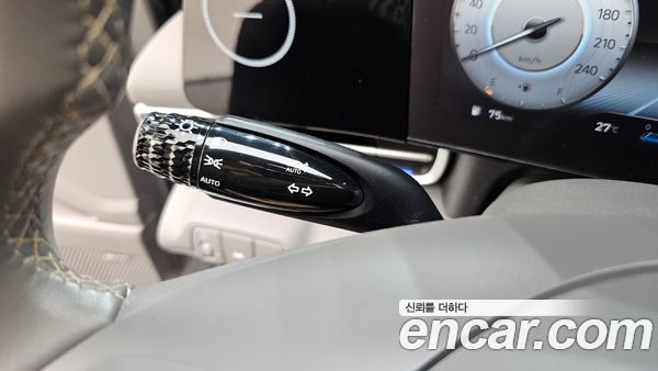 Hyundai Elantra 2023, фото 26