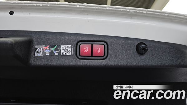 Mercedes-Benz E-Class 2026, фото 32
