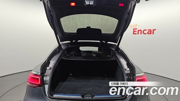 Mercedes-Benz GLC 2021, фото 26