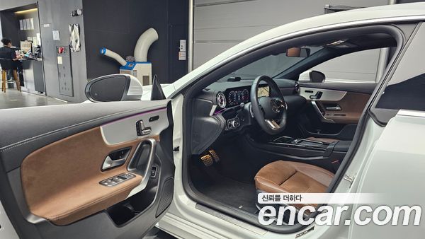 Mercedes-Benz CLA 2024, фото 13