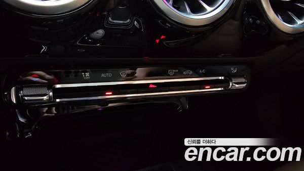 Mercedes-Benz CLA 2024, фото 24