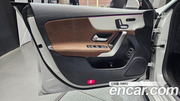 Mercedes-Benz CLA 2024, фото 14