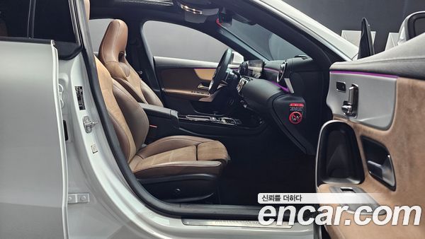 Mercedes-Benz CLA 2024, фото 16