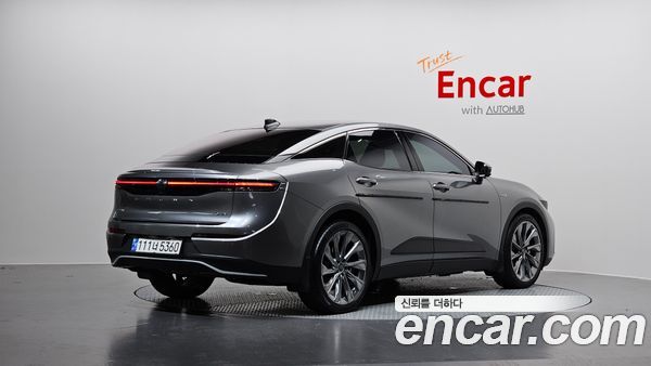 Toyota Crown 2025