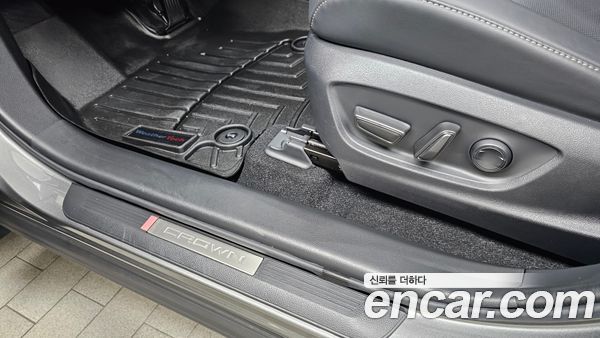 Toyota Crown 2025, фото 30