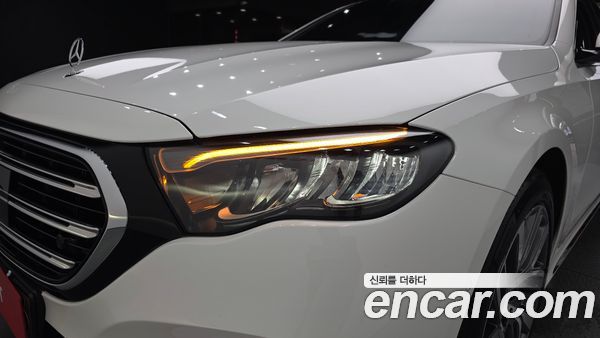 Mercedes-Benz E-Class 2024, фото 7