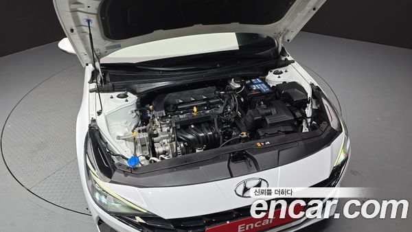 Hyundai Elantra 2021, фото 6