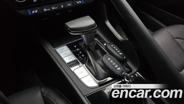 Hyundai Elantra 2021, фото 9