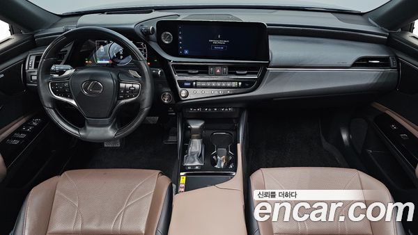 Lexus ES 2023, фото 7