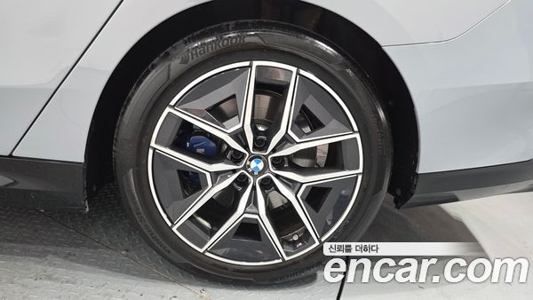 BMW 5 Series 2026, фото 5