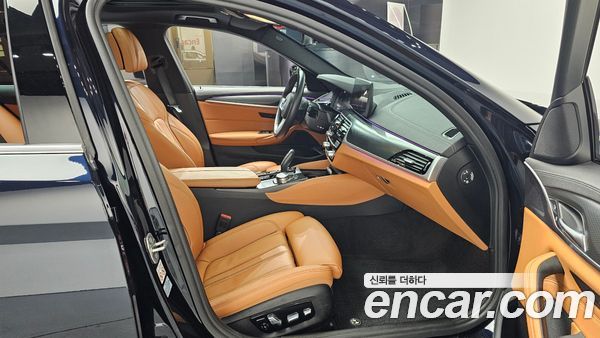 BMW 5 Series 2022, фото 15