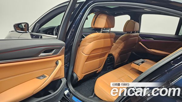 BMW 5 Series 2022, фото 30