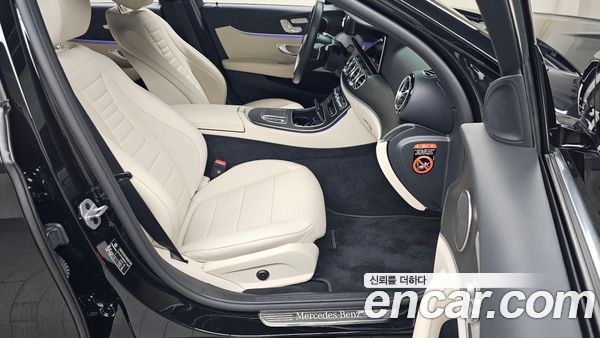 Mercedes-Benz E-Class 2023, фото 15