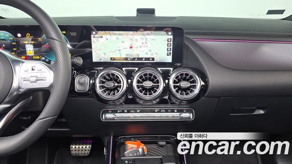 Mercedes-Benz EQA 2022, фото 19