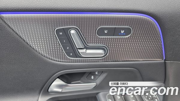 Mercedes-Benz EQA 2022, фото 29