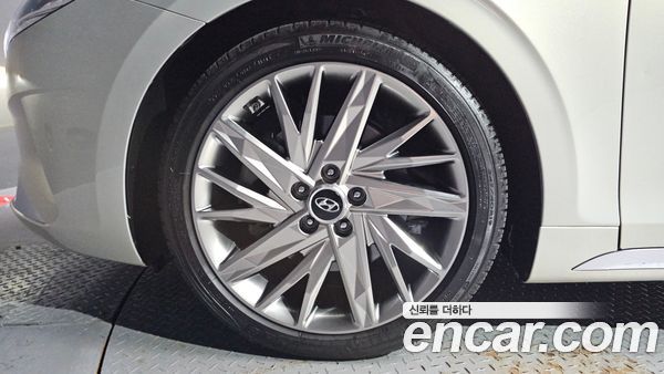 Hyundai Grandeur 2020, фото 5
