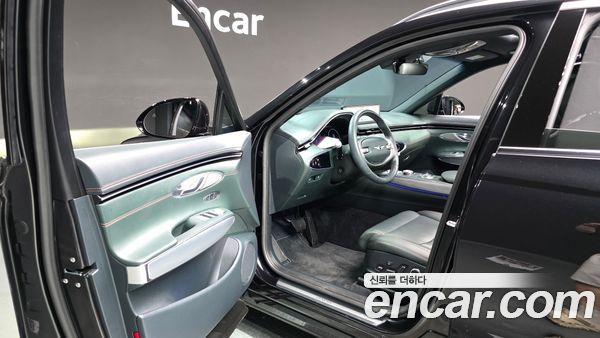 Genesis GV70 2024, фото 10