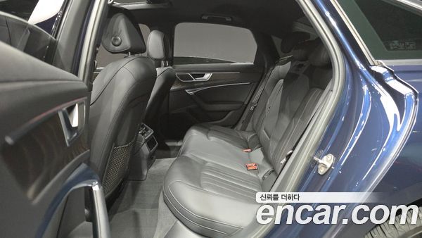 Audi A6 2020, фото 18