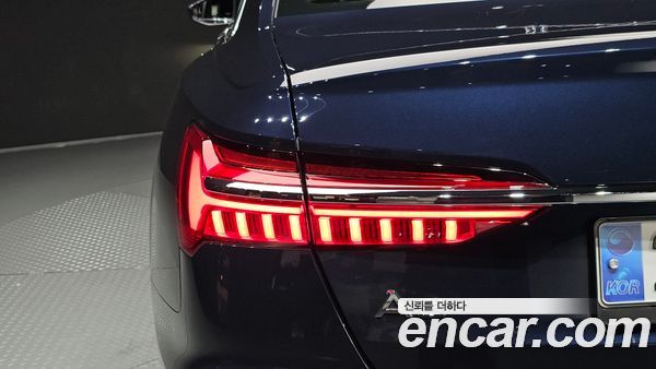 Audi A6 2020, фото 9
