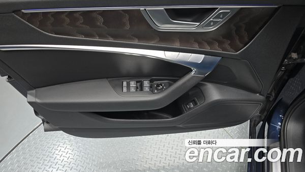 Audi A6 2020, фото 14