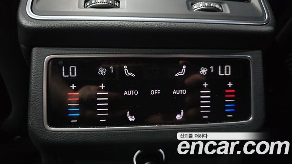 Audi A6 2020, фото 30
