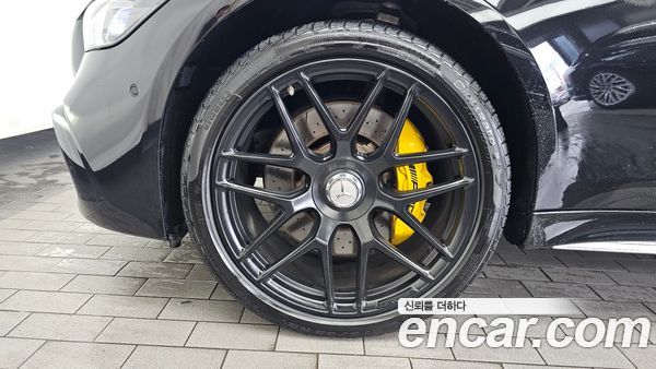 Mercedes-Benz AMG GT 2023, фото 5