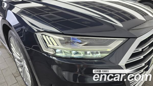 Audi A8 2021, фото 8
